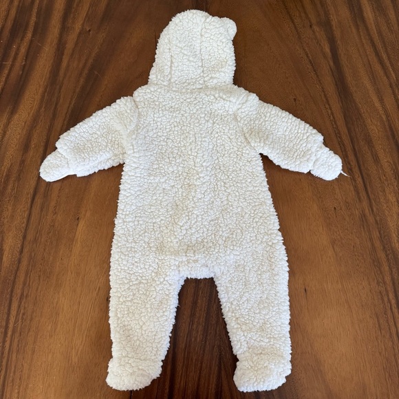 NEW H&M Cozy White Sherpa Baby Footed One Piece size 3M - Picture 2 of 4